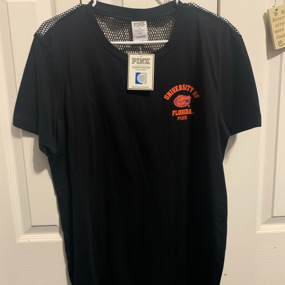 Gators tshirt vs PINK